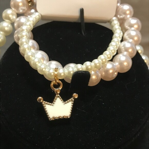Girls Stretch Beaded Crown Necklace and Bracelet Set - Picture 2 of 3